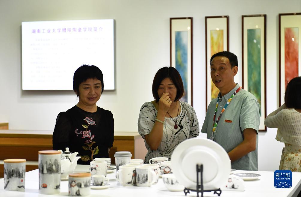 哪个平台有绑卡的信息